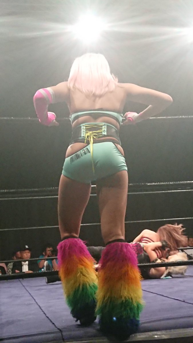 KARIAGeee2nd's tweet photo. 後ろ姿も白目も全て愛おしい。ありがとう、大好きだよ。ずーっとずーっと大好きです。

#WeLoveHanaKimura https://t.co/Pqq3YUcqcL