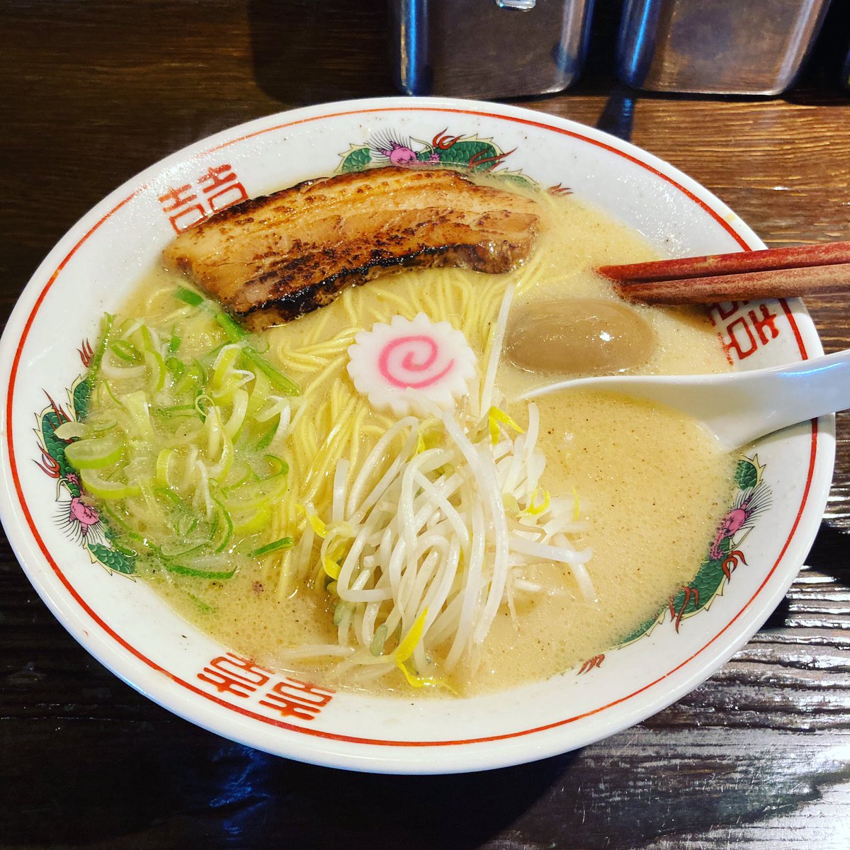 HxC_BlackMurder's tweet photo. 오랜만에 왔다 🍜 #라멘 #ラーメン #ramen #라멘트럭 #RamenTruck #상수 #Sangsu #서울 #Seoul https://t.co/gbDrZJYf26