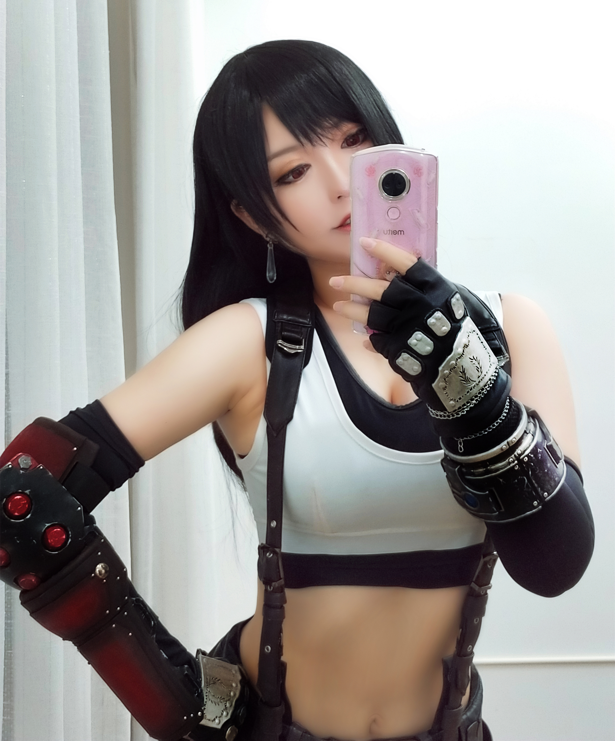 画像,时隔五年再次COS蒂法💫#FF7R  #Tifa https://t.co/oYw9yB9PY6。