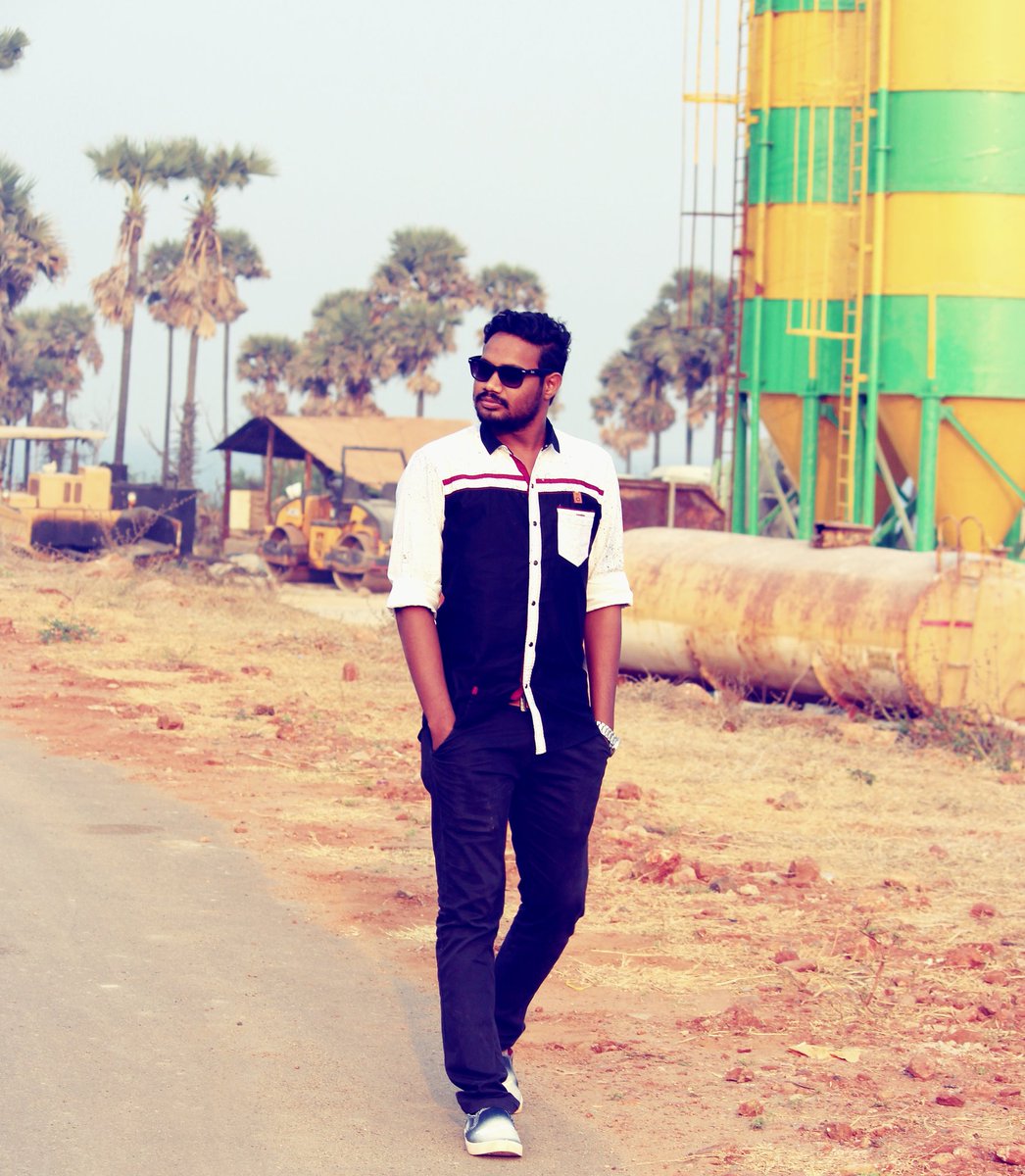 PraveenPerry's tweet photo. Youthfulness is about how you live not when you were born...❤️😍
#perry #lovevizag #visakhapatnam #bheemilibeach #beachroad #2k18 #Loveyourself #memories 😍 https://t.co/wjSPYo0fuZ
