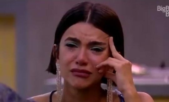 una2702's tweet photo. eu vendo que a mel colocou a bandeira do Brasil na bio do Tik Tok:
 #maenarcisista https://t.co/vRKfrlAhPu