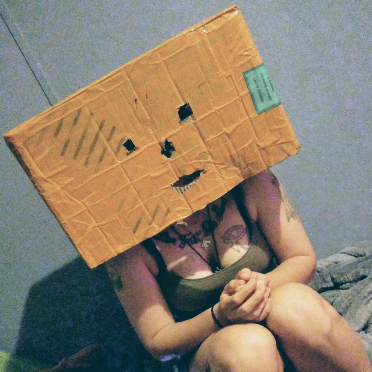 ThatDarnBatEMG's tweet photo. #BoxHead #BoxLife #NewProfilePic https://t.co/HLJVLbydPN