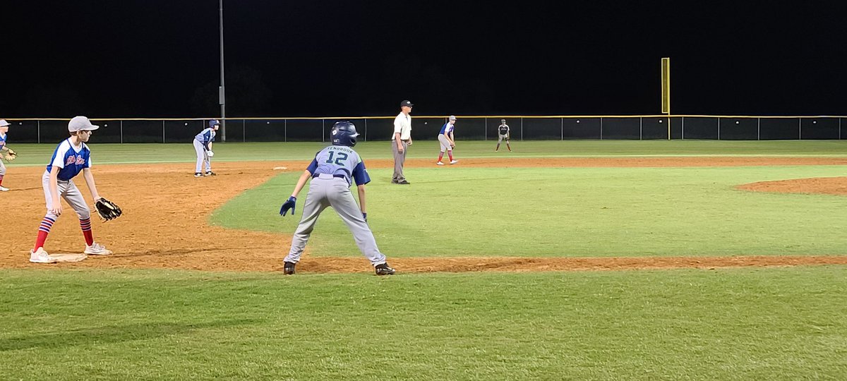 CoachJT918's tweet image. Feels so good to be back out here, even if it is at 11pm #baseballsback #vortexbaseball #imtoooldforthis
