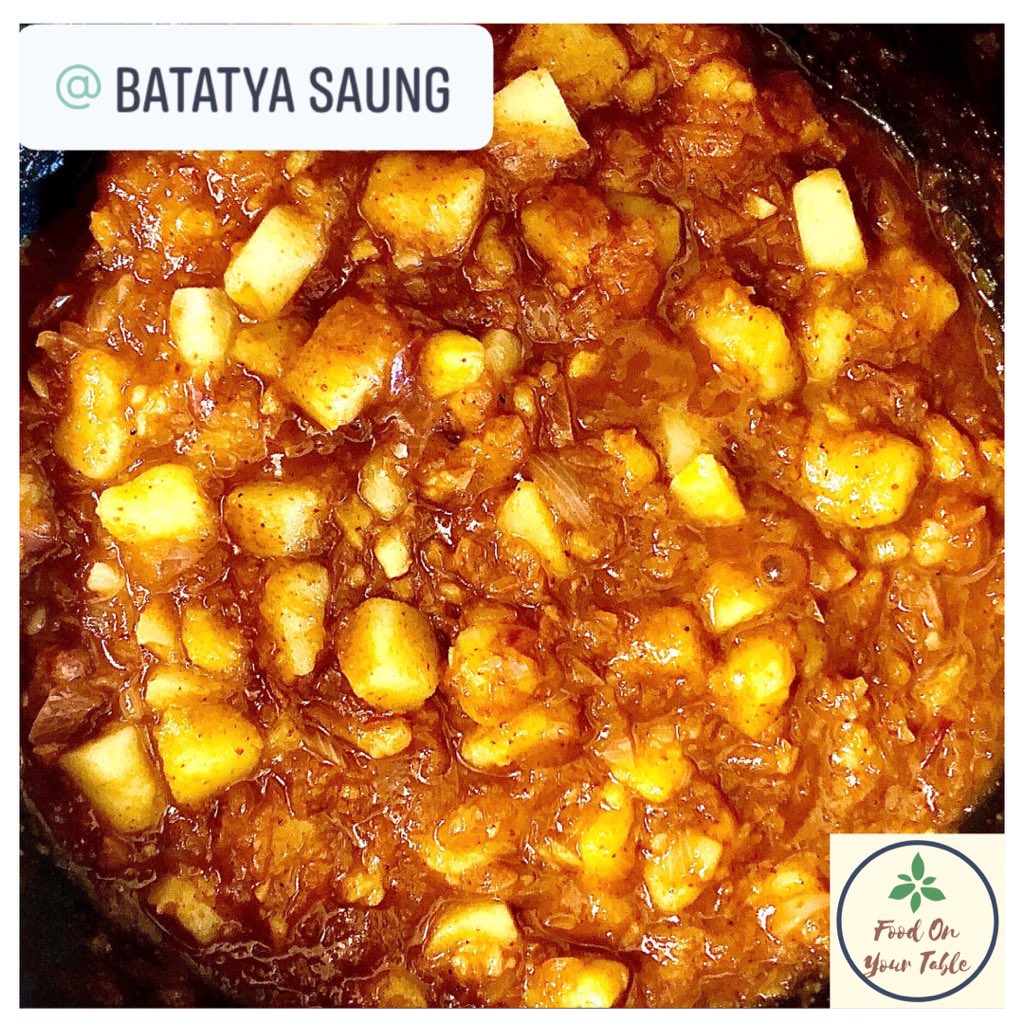 Food_OYT's tweet photo. https://t.co/7Rx34PYYA1 Batatya Song... a super spicy, fiery red, popular Konkani side dish made with #potatoes and #Onions ... @deepikapadukone #konkani #amchigele #food #indianfood #HealthyEating #foodblogger @ishakonnects #Mumbai #Quarantine #Cooking #mealplanning @Food_OYT https://t.co/iyDlDDRqXK