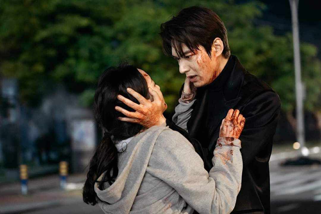 Oppanology_twit's tweet photo. I should say this, the eps 11 of the king Eternal Monarch was the best so far, Why knets sleeping over this masterpiece
#TheKingTheEternalMonarch
#Eps11 #Episode11 https://t.co/VO2koYglcH