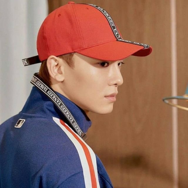 LordVorldermort's tweet photo. ขาย VI283-MLB CAPหมวกสีแดง คาดริบบิ้นสีดำYankees ในราคา ฿1,390 ใน 
FB: VIShop90919
IG: VIShop90919
line: https://t.co/ygFHq2uS2H https://t.co/Co4cqooi3P