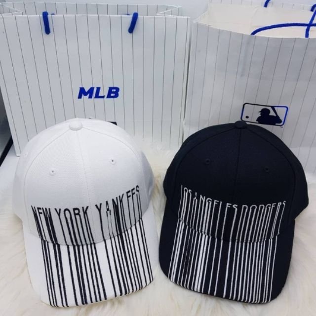 LordVorldermort's tweet photo. ขาย 🧸VI284-MLB CAPหมวกสีขาว / สีดำ ปัก ในราคา ฿1,390 ใน 
FB: VIShop90919
IG: VIShop90919
line: https://t.co/ygFHq2uS2H https://t.co/09Qj4oVynE