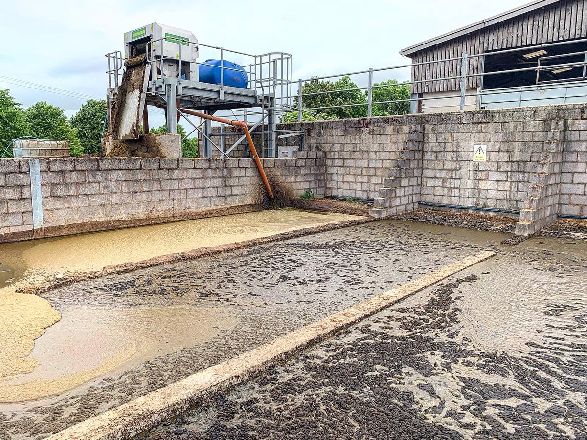 Agritonuk_ah's tweet photo. Slurry management done right 👍 #slurry #EM #actiferm #effectivemicroorganisms https://t.co/us1DzEEfac
