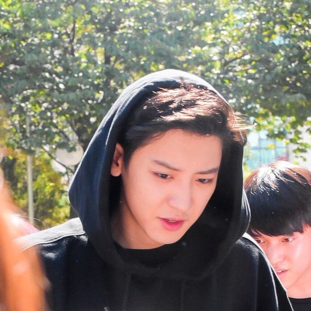 self-indulgent much-needed thread of Chanyeol wearing black because he's a god