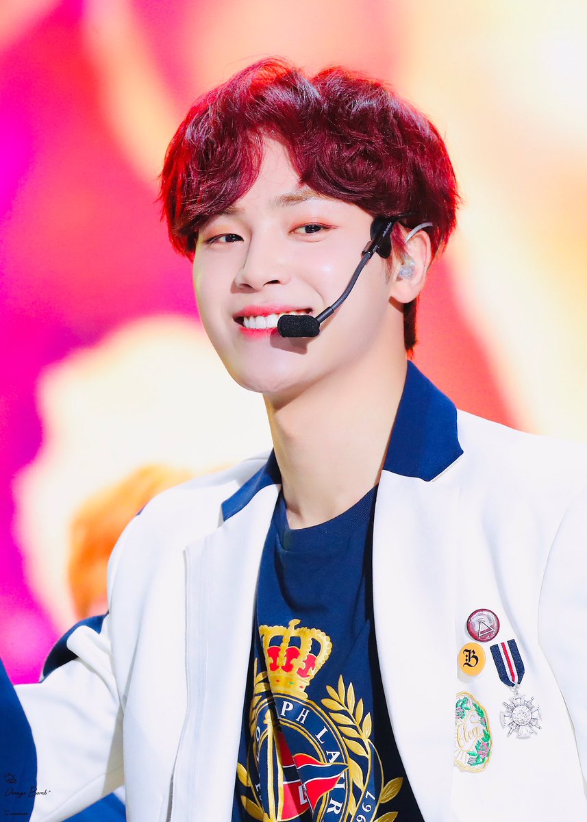 a thread of haknyeon's smiles, but it gets bigger as you scroll down ☻ #더보이즈  #주학년