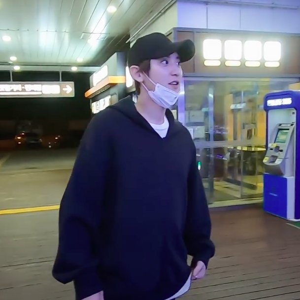 self-indulgent much-needed thread of Chanyeol wearing black because he's a god