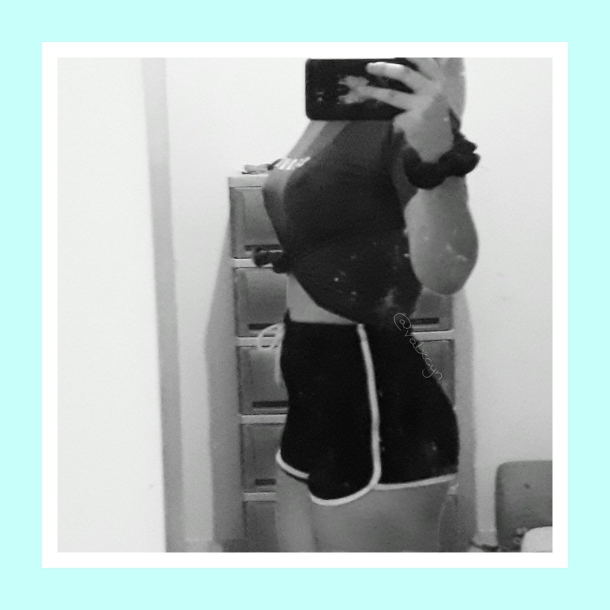 valxcyn's tweet photo. a little collection of the things i've been keeping. i hope you guys like it. anw, hmu. i'm bored. 

#alterph #alterbulacan #alterpinay https://t.co/iotuBj1RsA