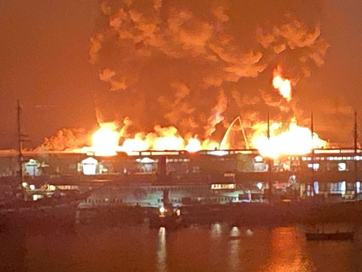 Fire is raging on SF Pier