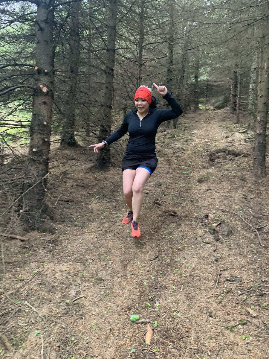 MSRadventures's tweet photo. Ah a great morning back out with some of the #mudsweatandrunners crew on what was a fantastic #trailrun keeping our distance with no hugs or high fives but still to talk to someone while running! Local runners - local hills #jujustrailrunning #trailrunning #trailrun #relive https://t.co/VImKz732PK