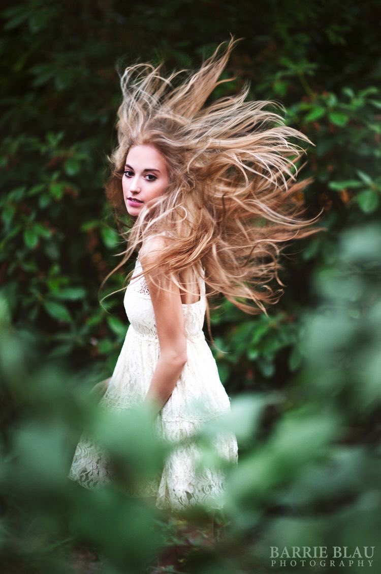 Today’s on trend look ~ Windswept hair, it’s all the rage!! Keep smiling, we’ll back back the minute we get the go ahead 🌱
#windswepthair #naturalhair #theelements #freestyle #letitgo #blowawaythecobwebs #windywales #blowthegails #breezydays 
📸 Pinterest