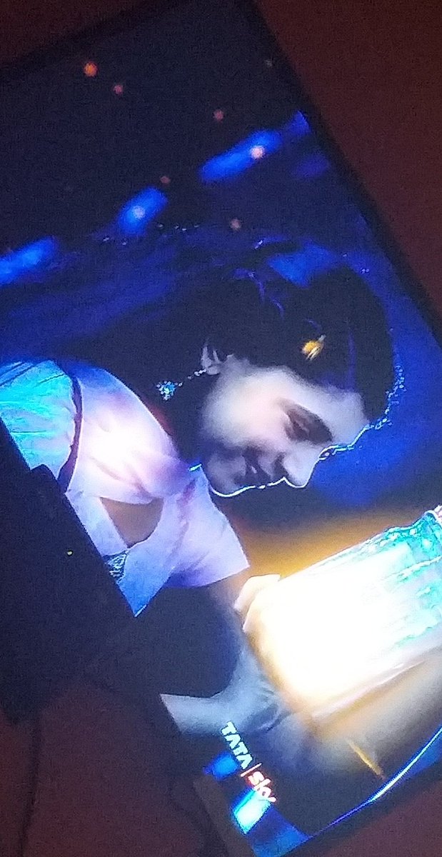 awni_arya's tweet photo. #KYYOnMTV #KYYReRunOnMTV
#MananIsBack
ManikxNandini
Stats and Firefly π₯°β€π€§ https://t.co/mfcCUTAt1X