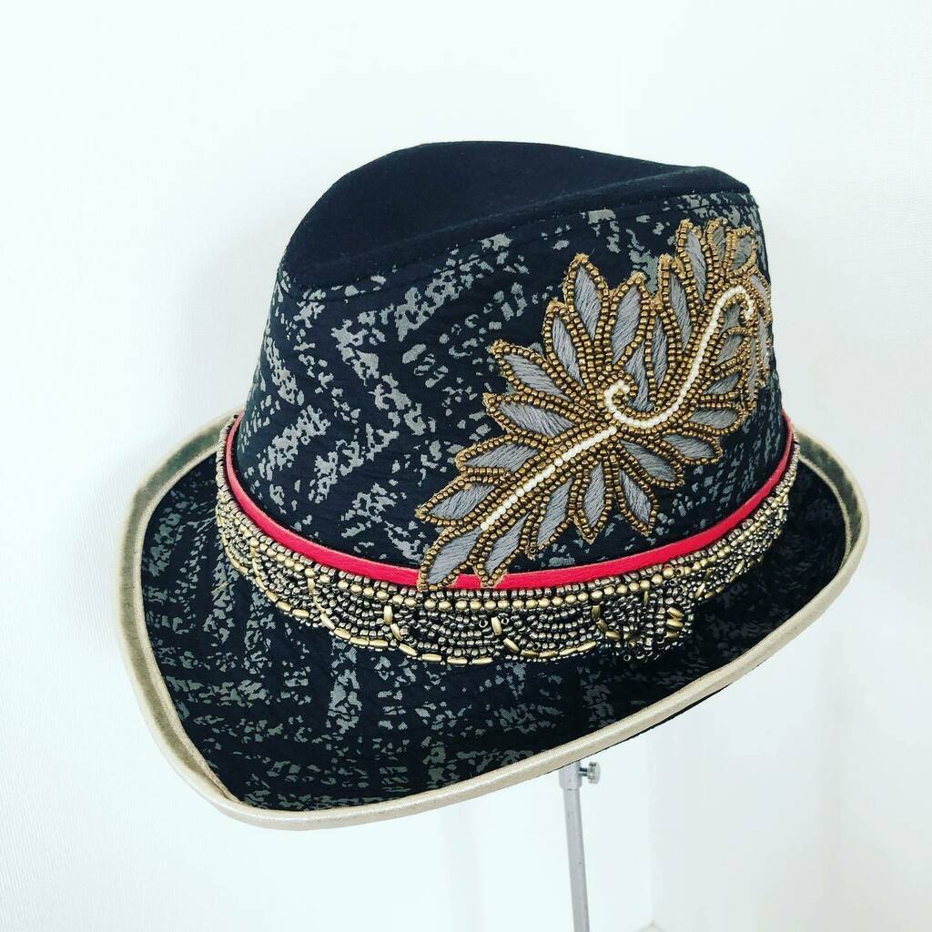 SawaVaughters's tweet image. カスタマイズオーダー、仕上がりました。
帽子に対する愛とこだわり一徹、いつもありがとうございます。

#customizedhat instagr.am/p/CAh4UKRjmwi/