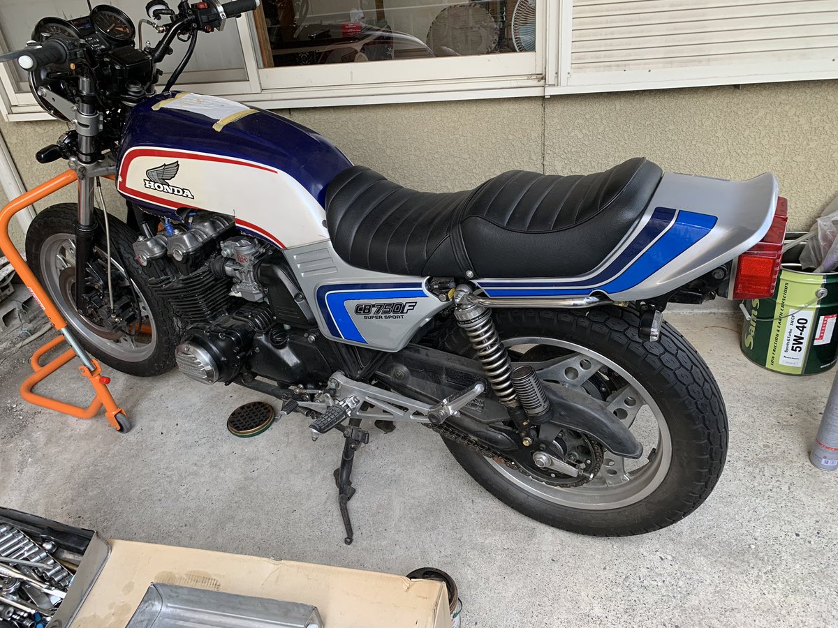 タクcb1100f على تويتر ヤマリンズはcb750fには付きません 上穴はcb750fは16mmでヤマリンズの上穴は14mmです