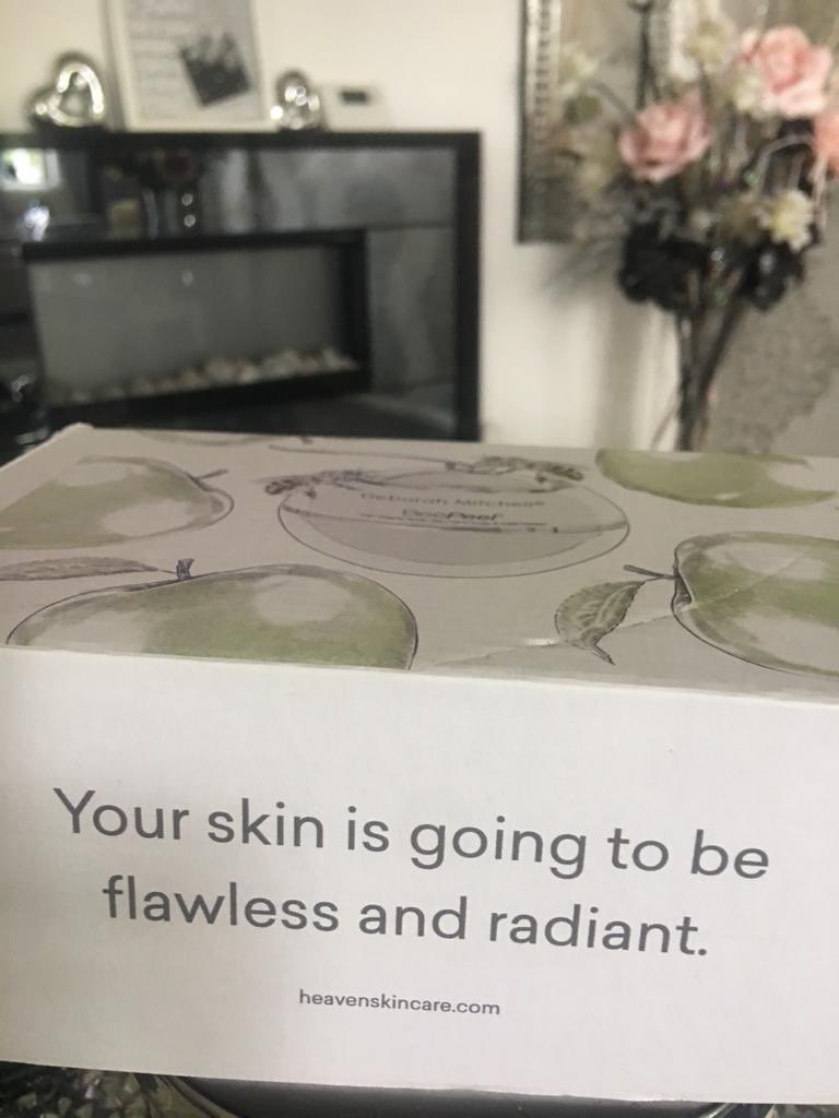 LFozzard's tweet photo. @heavenskincare  These products are amazing go take a look. @JCMmanagement85  😘😘 https://t.co/xKviGTWobr