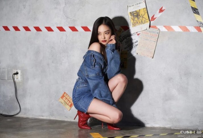 ANGELC1MS's tweet photo. little photoshoot of the day!! https://t.co/cprjkUOnVZ