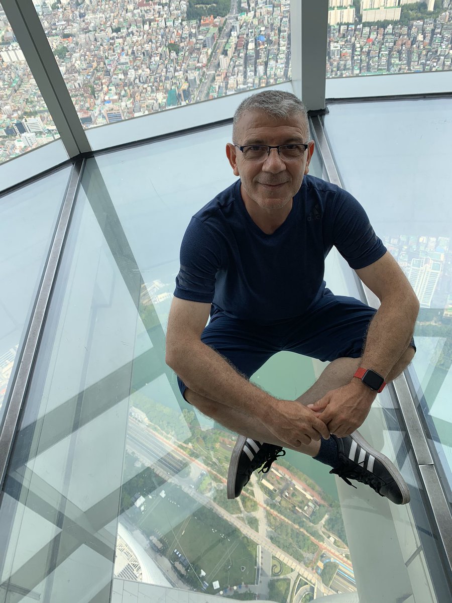 M2362210404's tweet photo. Lotte Tower is the highest building I’ve ever seen 🙏😊
#koreatrip #visitkorea https://t.co/ZrgerHnHUf