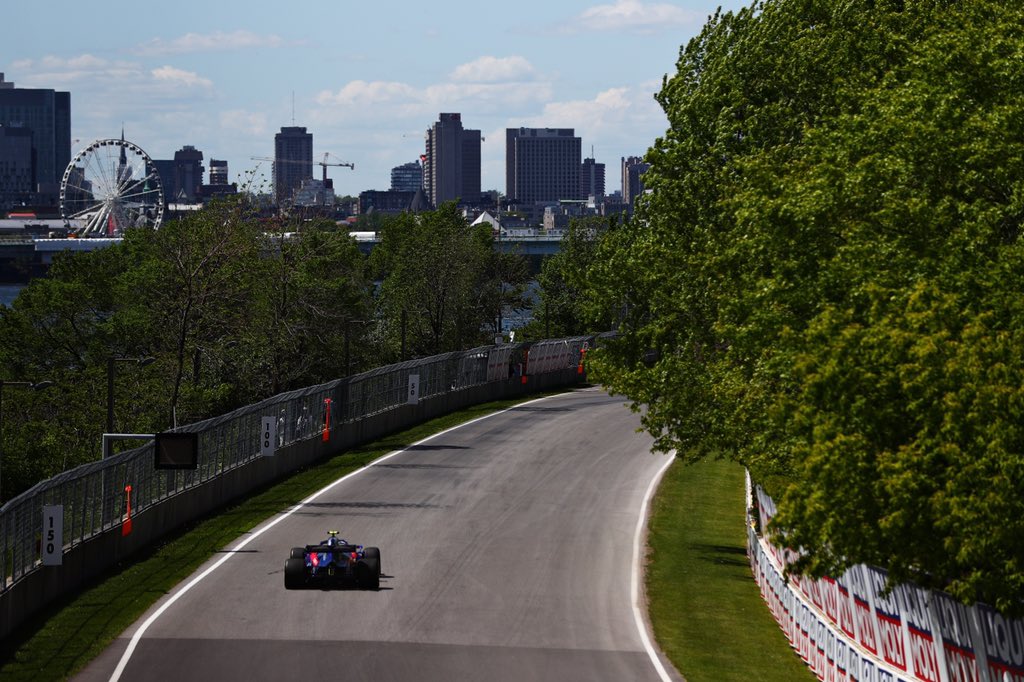RossoTorito's tweet photo. 🏆Ya estamos en Montreal para el #GPcanada

Hoy a las 12:00 tenemos la 3a sesión de entrenamientos libres y la Clasificación!! Mañana a las 12:00 la carrera.
Se espera lluvia intensa para la jornada de hoy, seguiremos informando sobre el huracán Hilda.

Imágenes de ayer en FP2 https://t.co/l6Ra81FU3o