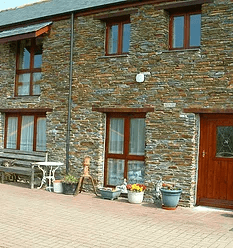 CHuC_org_uk's tweet photo. #SelfCatering places with a #CeilingHoist
A Little Bit of Heaven #StVeep #Cornwall

More info on #CHuC website https://t.co/zLykW1KGF4 https://t.co/MAMwyFjVOL