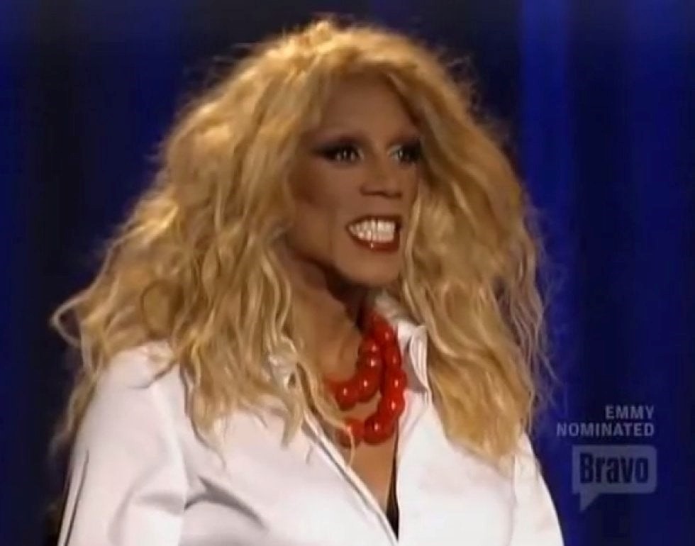antexperience's tweet photo. @Aleyy Gurl can't do her own make up! https://t.co/QyfB3MR5RN