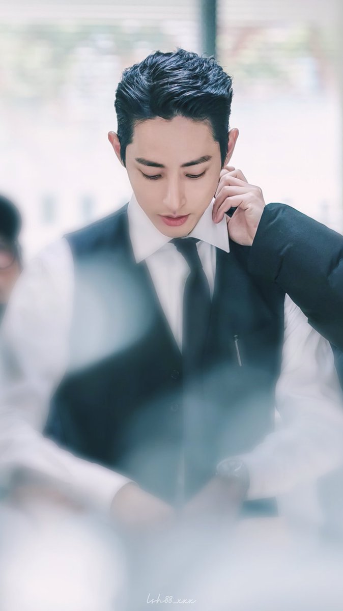 LSH88_XXX's tweet photo. [Retouch] 𝙈𝙧. 𝙁𝙤𝙧𝙢𝙖𝙡𝙞𝙣 🖤 

#LeeSooHyuk #이수혁 #BornAgain #본어게인 https://t.co/gW94agkK8p