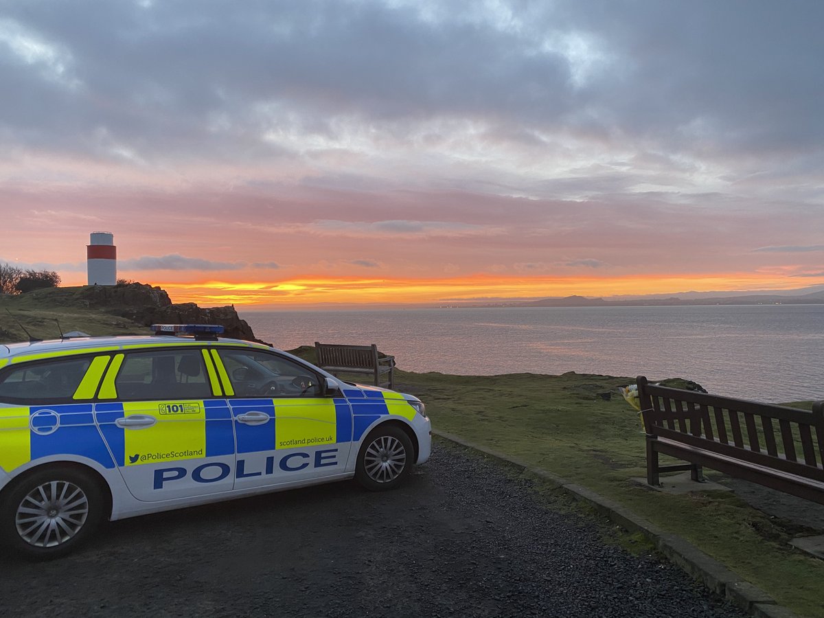 PSOSSWFife's tweet photo. Good morning all π. First part of the day shift spent on custody watch at the hospital π₯π. Just getting caught up with whatβs been happening over the last few days and we shall continue to spread the joy π. #TheWeekBegins https://t.co/TNvOJYiqx9