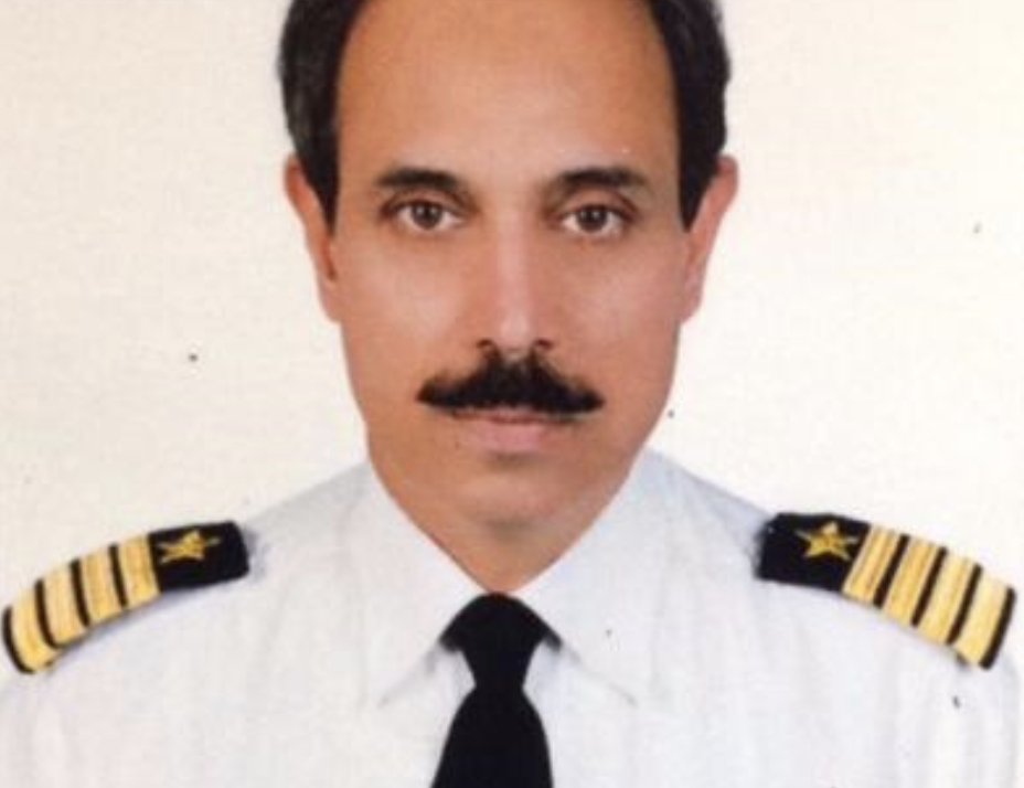 khaleejtimes's tweet photo. #Pilot of crashed #PIA plane used to fly #Dubai-#Lahore flights regularly
https://t.co/idFsvM5AHM https://t.co/cv4hAMgSOQ