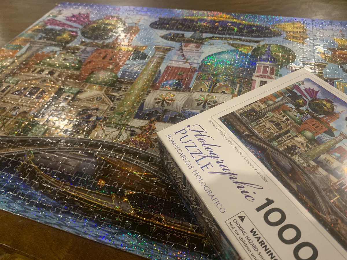 If there was ever a time to do a puzzle! #puzzle #ampuzzling #amrelaxing #socialdistancing