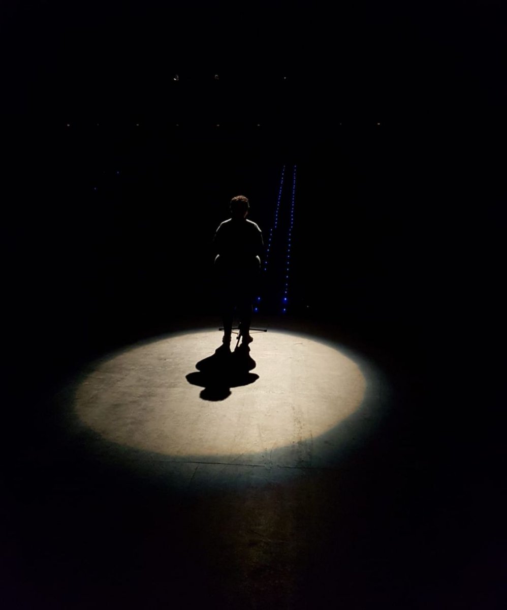 LA_PAH's tweet photo. Hoy se nos ha ido una estrella, Carmen, Compañera de @PAH_Valencia.
Brilló con mucha humildad y esfuerzo en todos los escenarios de la vida y llevó nuestra camiseta por  los escenarios en la obra de teatro   "Family-Es"
Hoy nuestro aplauso más largo
👏👏👏👏👏👏👏
DEP 💚💚💚💚💚 https://t.co/lpMihauI8B