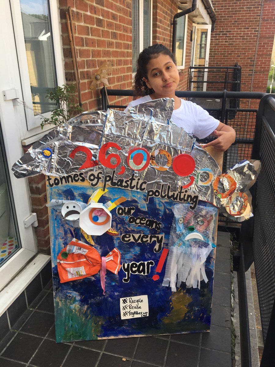 mimigibreel's tweet photo. A day late,but this determined student did not let a bad hand burn stop her from completing her #Geographyproject on plastic waste in our oceans or tending to her virtual music lesson. #proudmum #reuse #recycle #MusicMatters #TogetherAtHome https://t.co/VaAg6WULAh