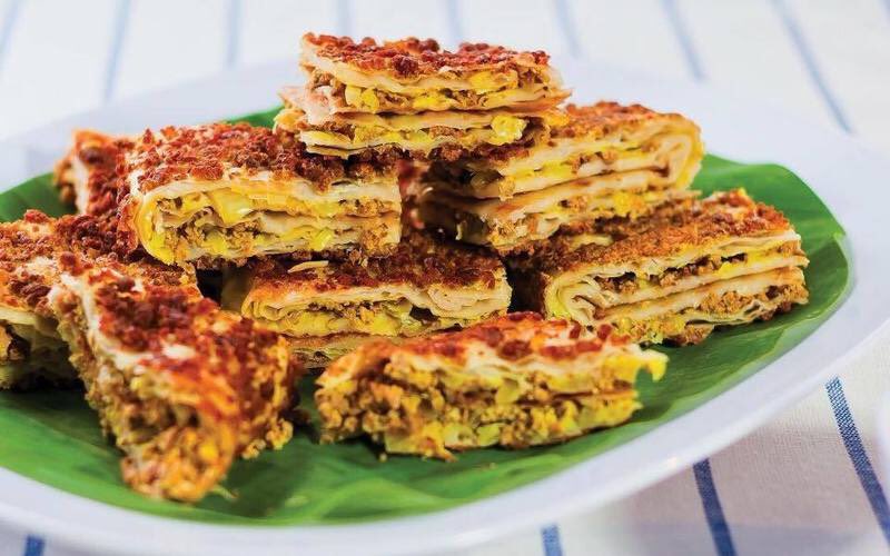 HYUNJIN as MURTABAK-it might look boring to you as first, but when you take a bite, the inside..-the meat,egg,seasoning ITS UNEXPECTED-kim hyunjin is 4D and so is murtabak -flaky+delicate on the outside-flavour explosion inside -you get a variety of meats, not just one