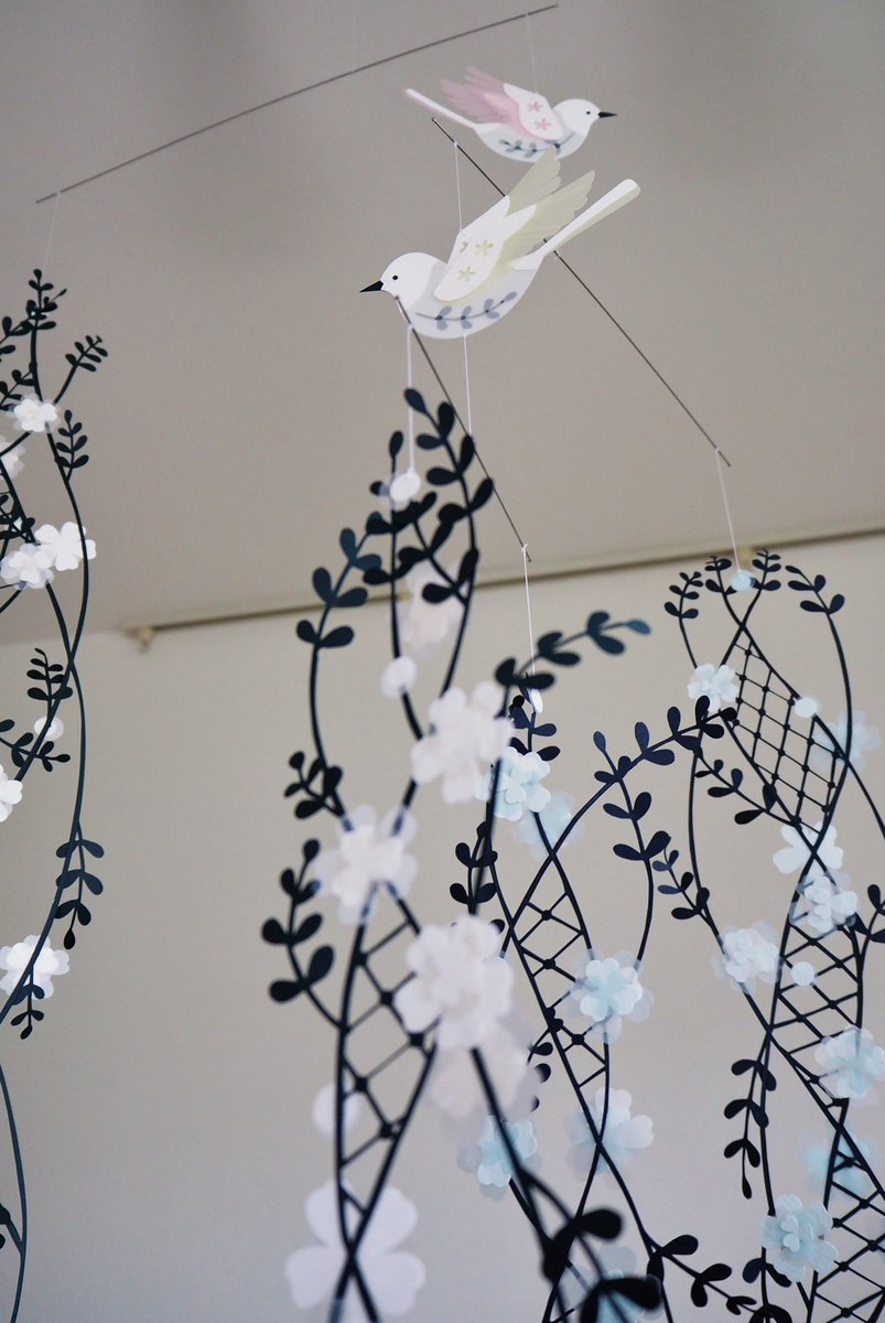 板 香澄 大きなモビール作る 花戯れ モビール