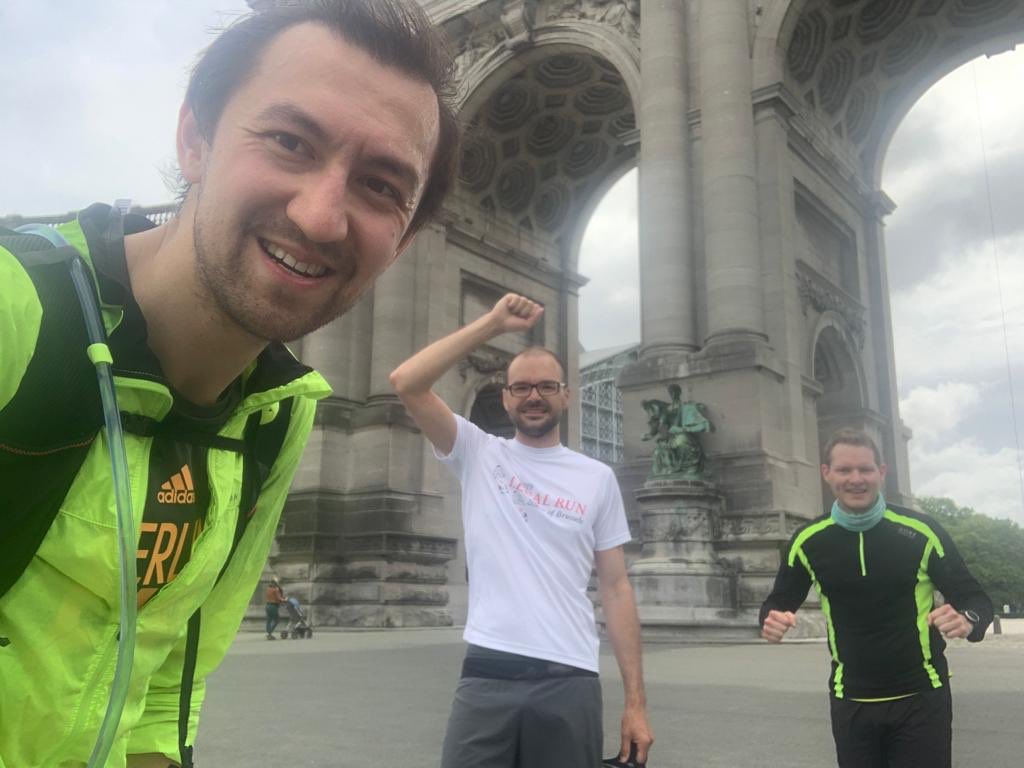 The #Brussels20K can’t take place due to #COVIDー19 so we did our own version keeping a safe distance. This is also my last contribution to <a href="/ThomasRabe/">Thomas Rabe</a> inspiring challenge to #SupportStrassenkinderBerlin - I ran 125km for this great cause and will match this number for a donation