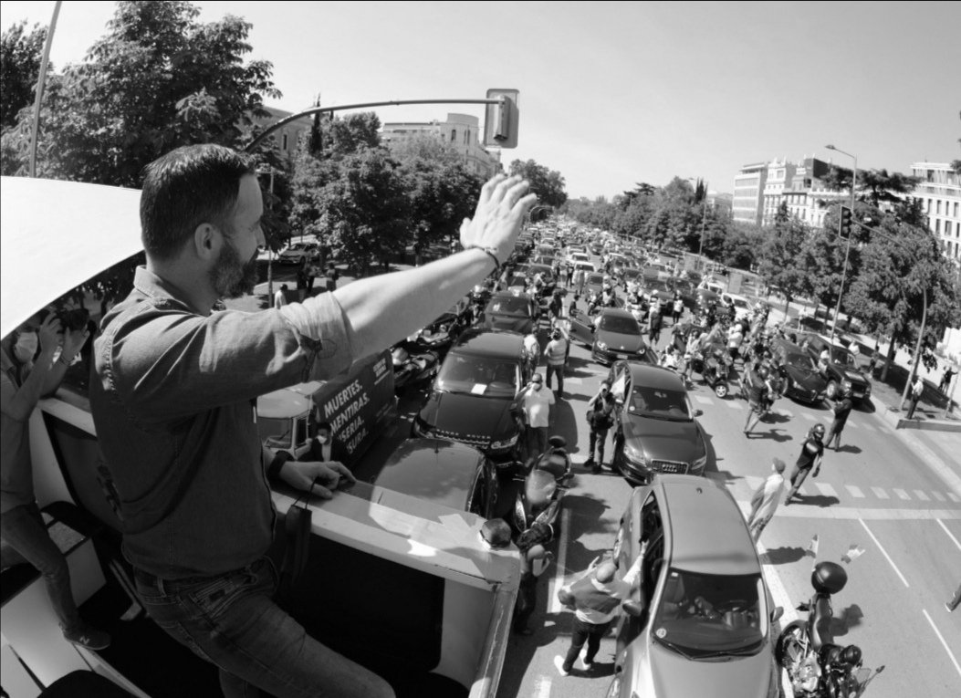 richyuno64's tweet photo. Qué poco hemos cambiado, 80 años no son nada! En serio queréis volver atrás, y por si fuera poco, con una mala copia?
#ElVirusSoisVoxotros https://t.co/k4FgDdNw1t