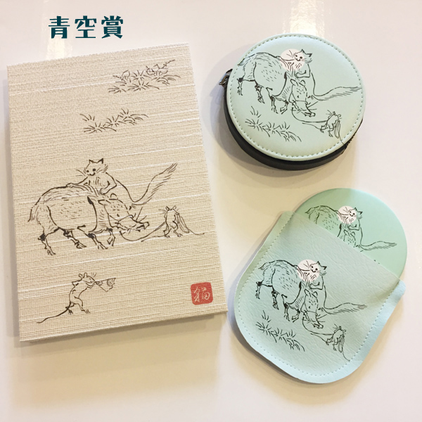 jitsurocu's tweet photo. 御朱印帳プレゼント企画🎊

アマビエ猫の次は猫と鼠の鳥獣戯画です
茄子猫やアマビエ猫より当選率よいと思うのでぜひに！

このツイートをいいね＆リツイート 
@jitsurocu 実録猫をフォローで応募完了です

公平に抽選していますので以前当選した方もしてない方もカモ～ン🐱

#鳥獣戯画 #御朱印帳 https://t.co/k4MKjUerwT