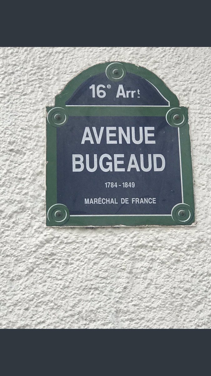 4/ Cette avenue est toujours nommée ainsi, en 2020. Comment la municipalité parisienne, qui adore donner des leçons d’humanité à la terre entière, et qui n’a pas toujours tort de le faire, peut-elle accepter cette situation?