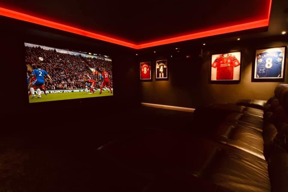 You might not be able to attend the match right now but we can give you the next best thing! 

#homecinema #cinemaroom #sportscinema #premiershipfootball #premierleague #footballsstayinghome #avtweeps #lockdown2020