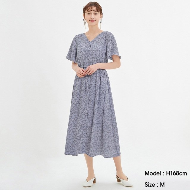 さあや 夏冬ソフエレ骨スト Sur Twitter 久しぶりにguで買い物してきました 欲しい物に目星をつけておいて ササッと済ませてきました ワンピース1着とシャツを色違いで2枚 トップスに困っていたので 試着していいなと思ったシャツをイロチ買い ワンピースも