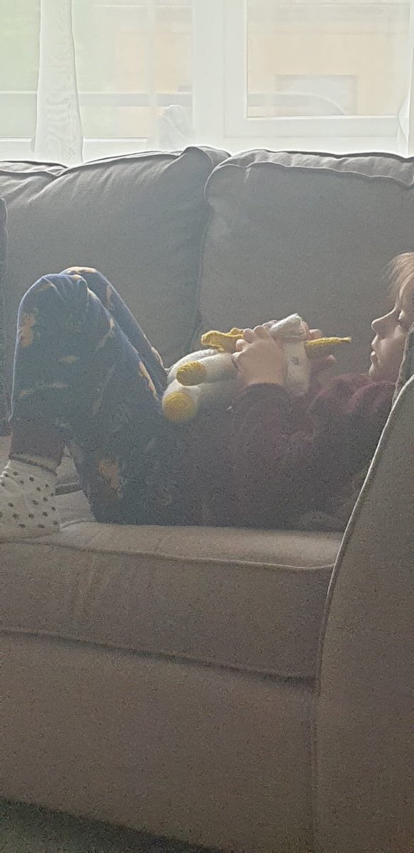susanha23213424's tweet photo. These two little ladies have grown up together through ⁦@shadeprimary1⁩ and this is the longest they’ve been apart so they both have friendship bears so they are always together ⁦@ShadeYear4⁩ ⁦@kissitt⁩ #Cuddles  #lockdown2020!🤗🤗 https://t.co/L0WGveYwEb