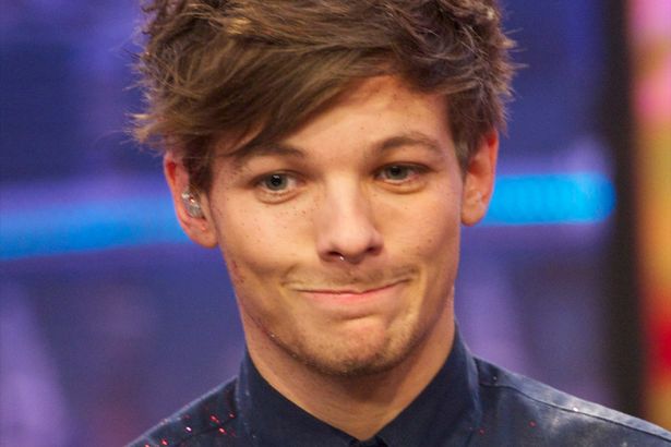 as a child and teen, louis tomlinson acted and sang on television and in school productions.