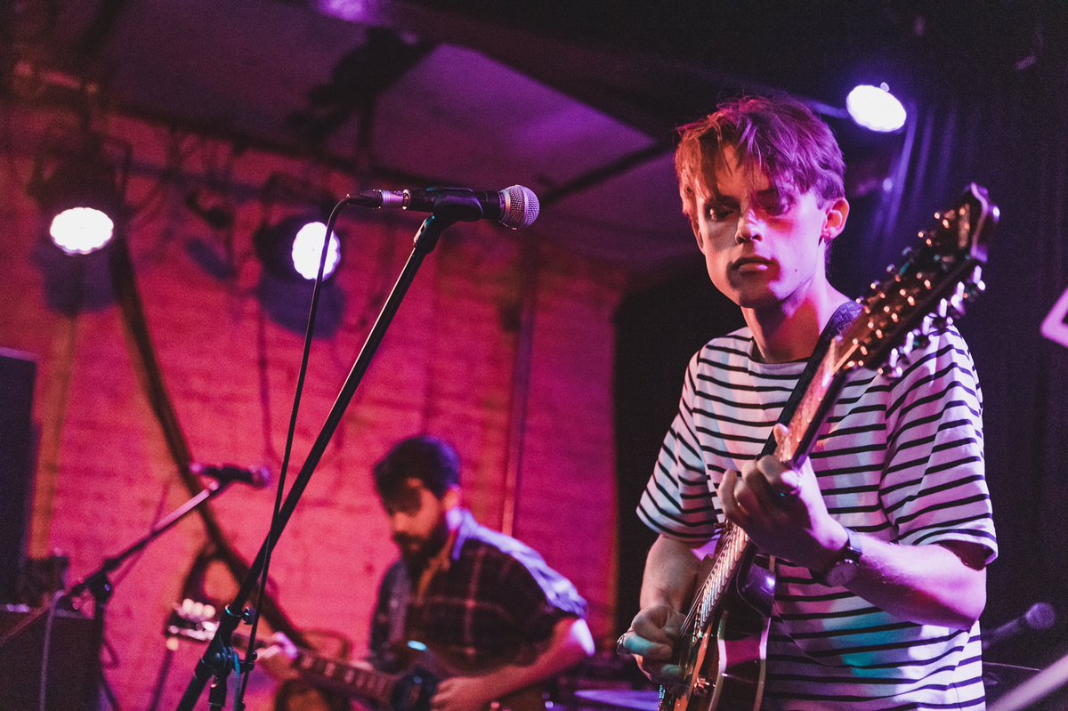 thisgiantpeach's tweet photo. Anyone else missing live music right now? 😭 this was taken at one of our favourite venues @greendoorstore ❤️ what’s your favourite venue? #livemusic https://t.co/87zFQ1rpgV