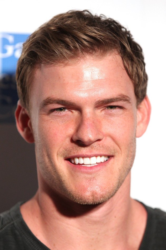 Alan Ritchson-A Thread: