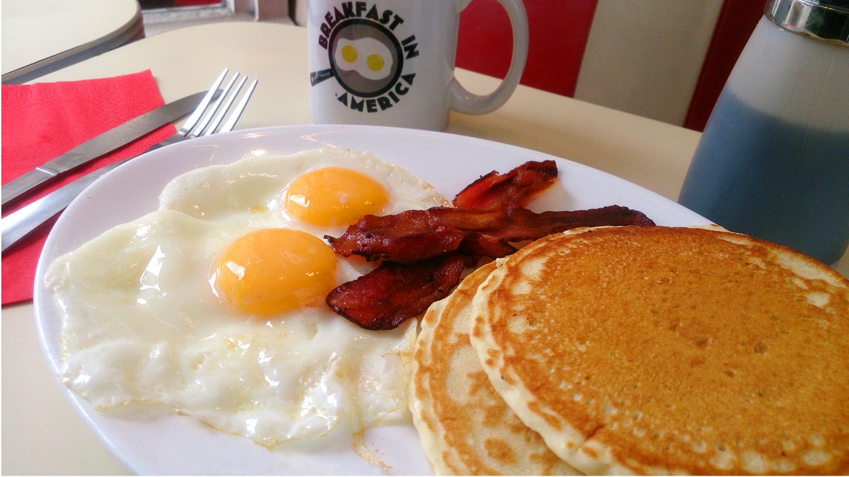 Breakfast in America tweet media
