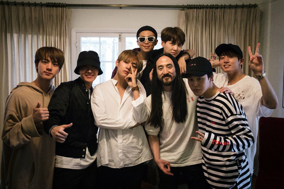 JINweloveu3000's tweet photo. ◽️170524 with Steve Aoki
-
#JIN #seokjin #kimseokjin 
#석진 #김석진 #BTS  @BTS_twt 
#방탄소년단진 #btsjin
#jinweloveu3000 https://t.co/Oc3DdgiHeS