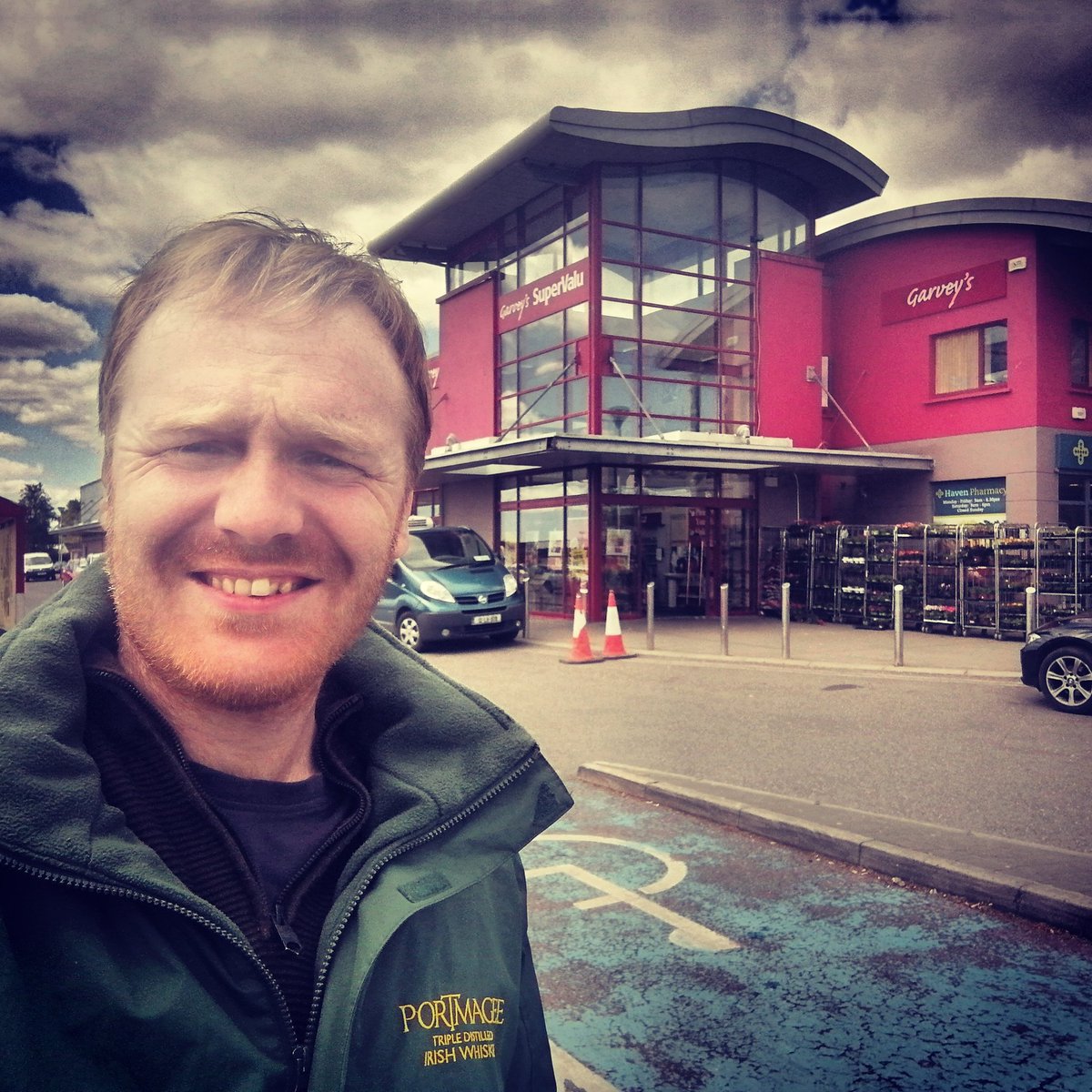 PortmageeWhisky's tweet photo. Thanks to Will from @garveyssv_ci 😁 You can now find @portmageewhiskey in Castleisland #FoodAcademy #SuperValu_irl #ShopLocal #SupportLocal #suninmyeyes https://t.co/leT8oBL1bW