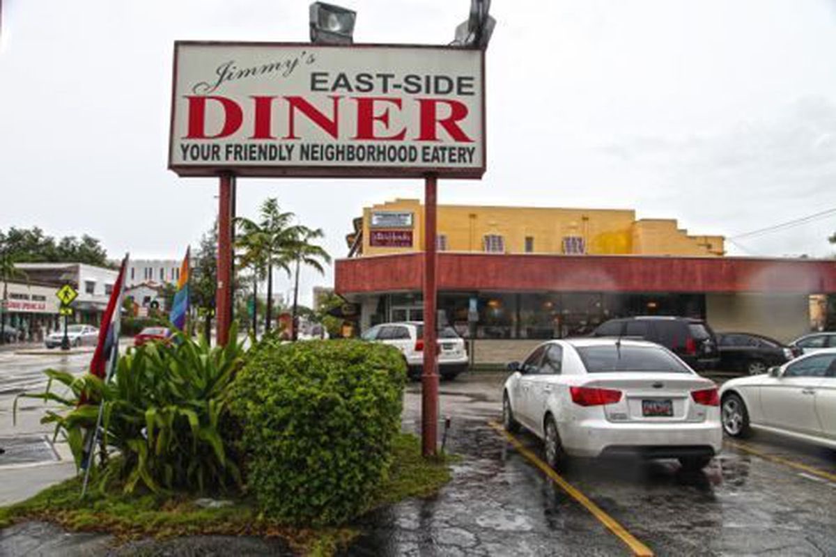 Also worth mentioning I attempted to styled the “Kevin’s kitchen” sponsor after the actual diner in Miami where this was filmed.